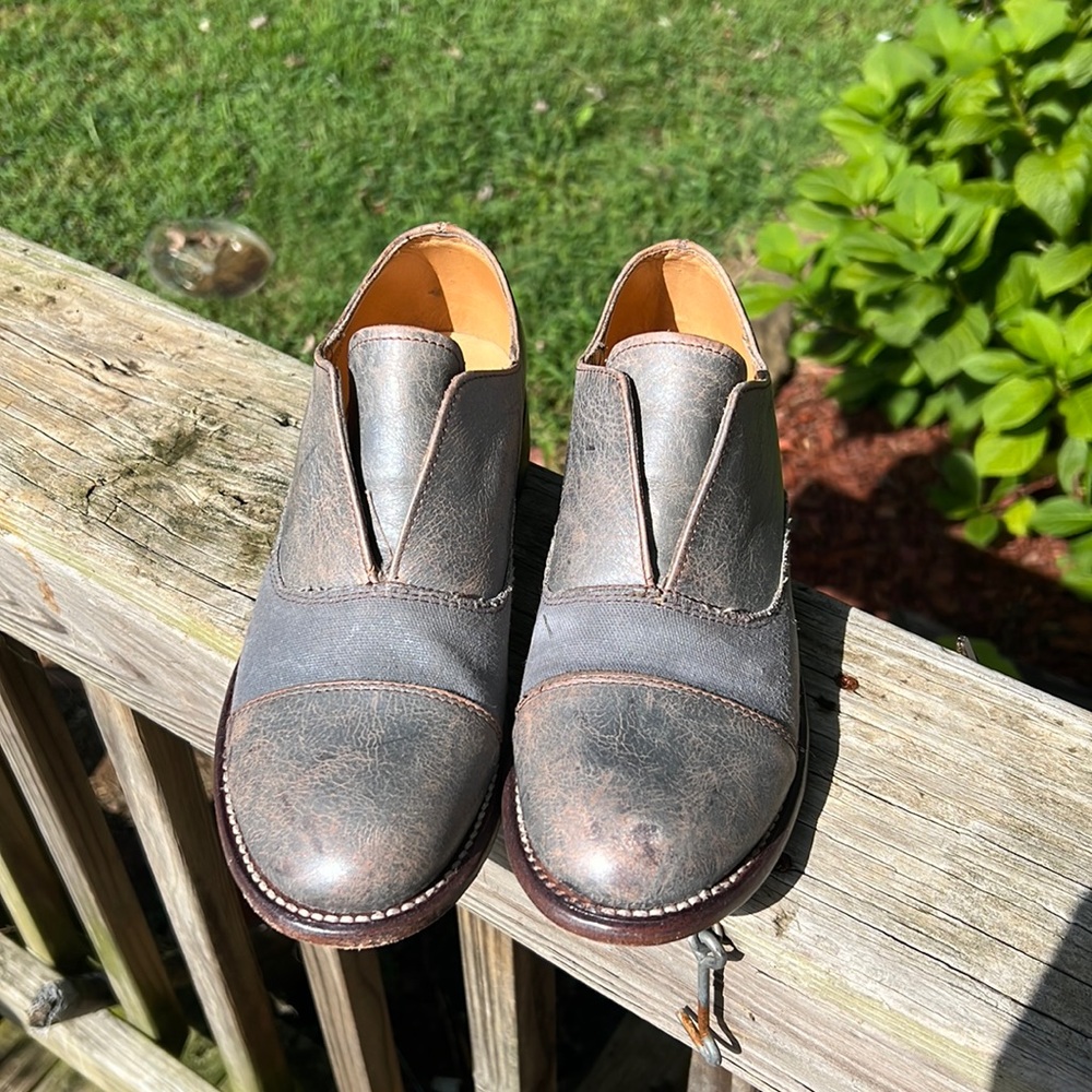 Size 9 Bed Stu Eden Garden loafers.